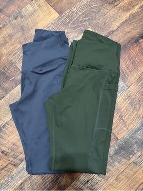 Amazon womens High-Waist Leggings — gray & Forest Green